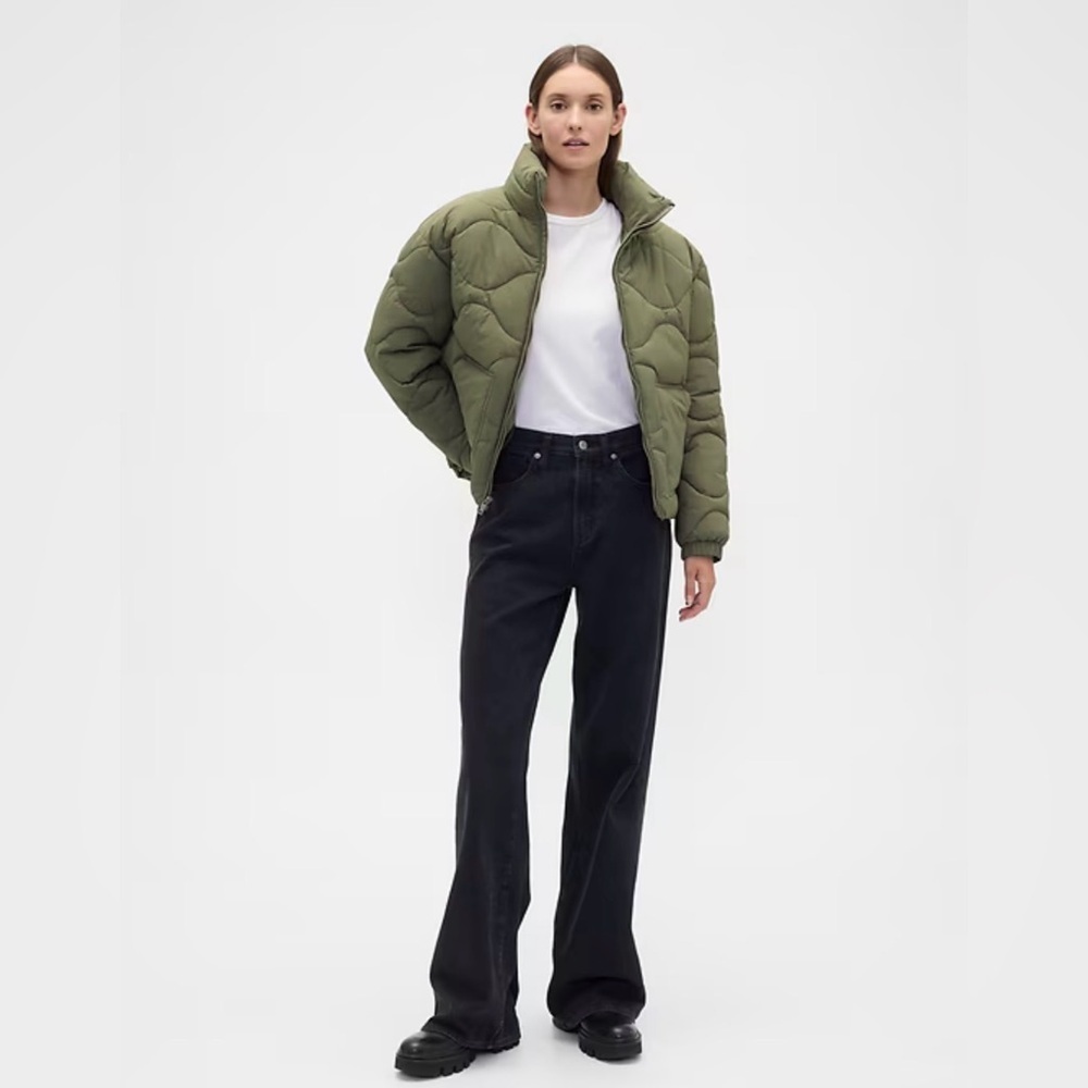 NWOT GAP Relaxed Quilted Nylon Jacket, Size S